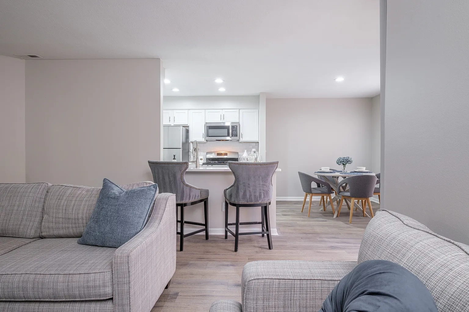 The Residence at Christopher Wren Apartments – photo 4