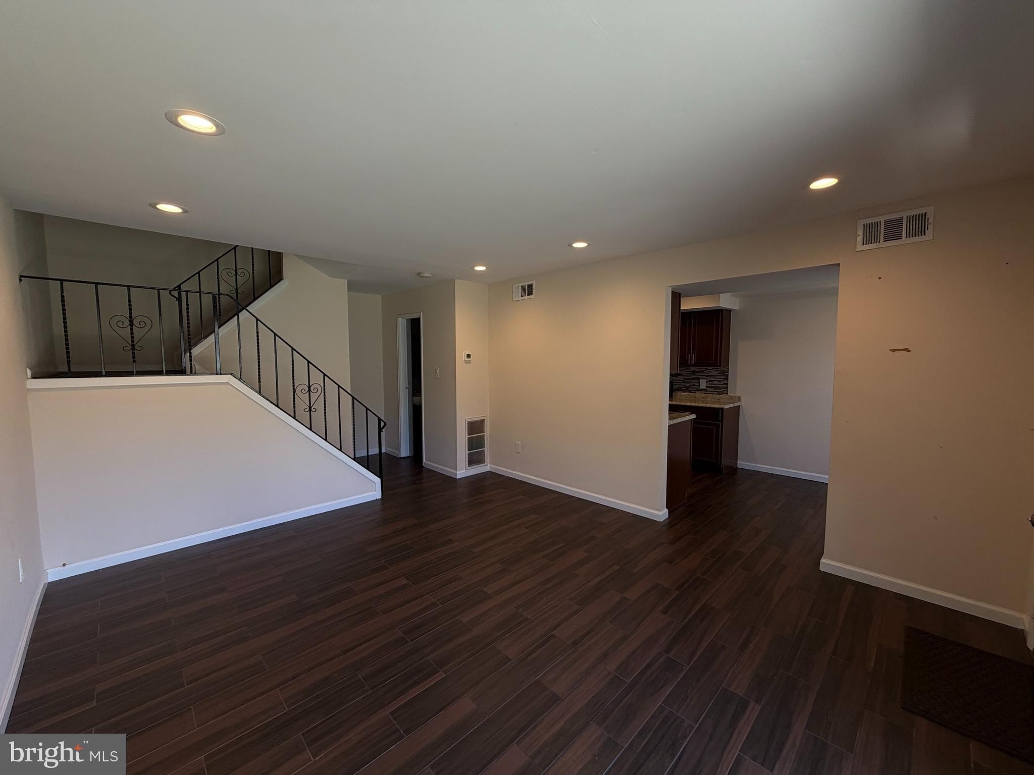 406 Brandywine Ct – photo 2