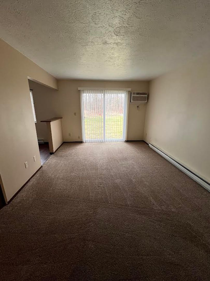 8120 Stadler Ave unit 8120 Stadler Ave. Apt. 3 – photo 3