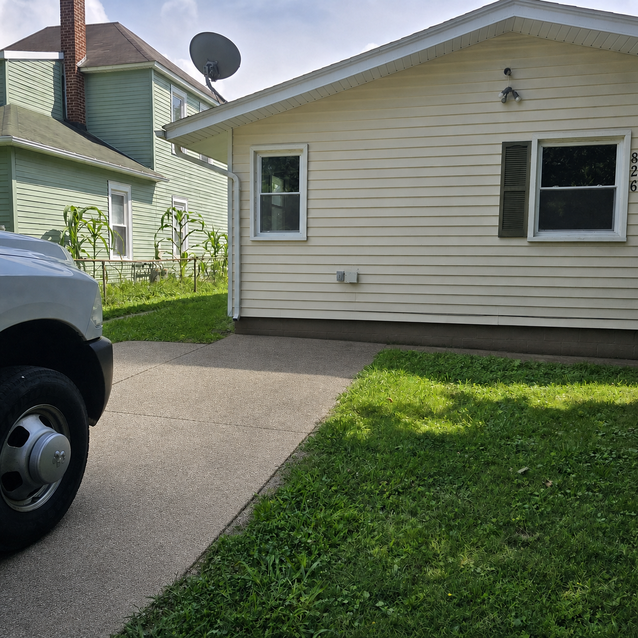 826 Grant St – photo 4