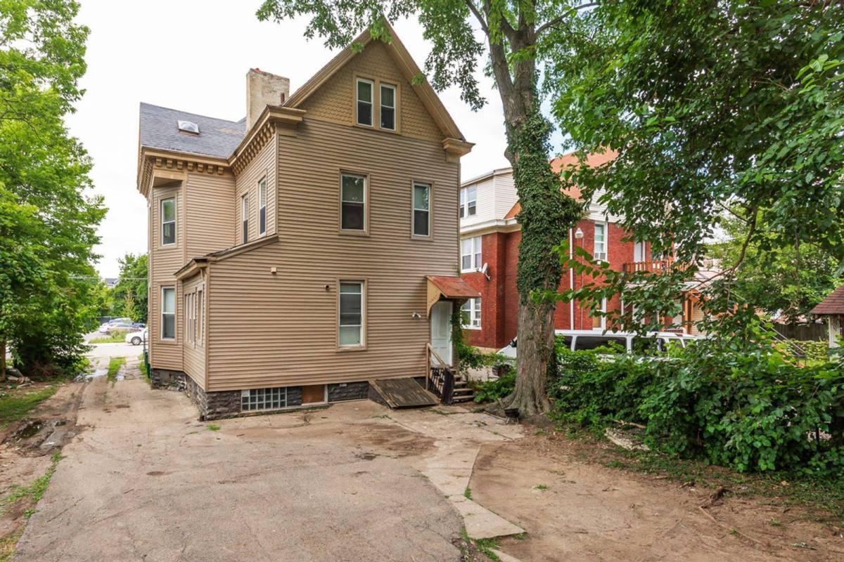 1214 Iliff Ave unit 2 – photo 2