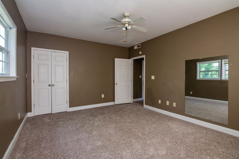 1720 Cullman Ave unit 3 – photo 4