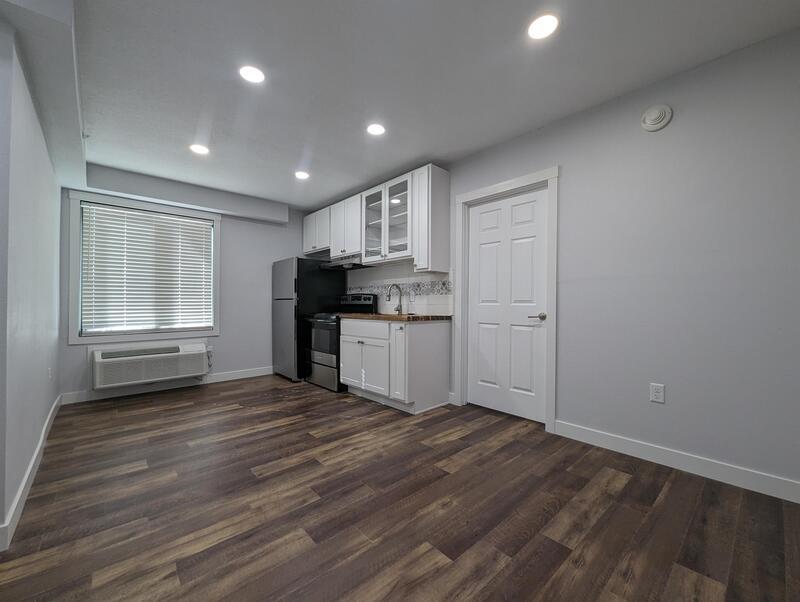 413 Jefferson St unit 13 – photo 2