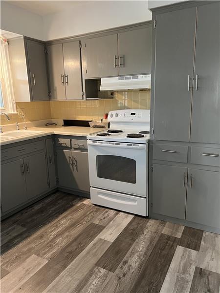 130 W McConnell Ave – photo 5