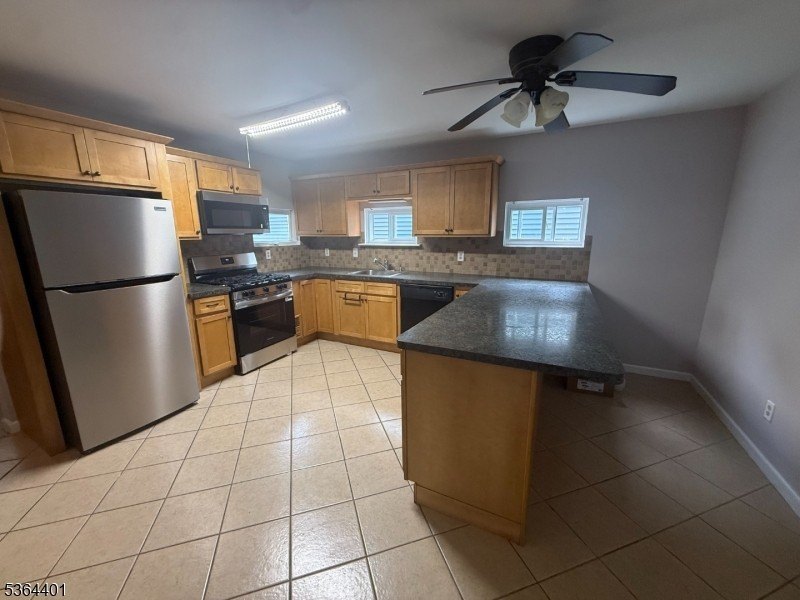 15 Diamond Dr – photo 4