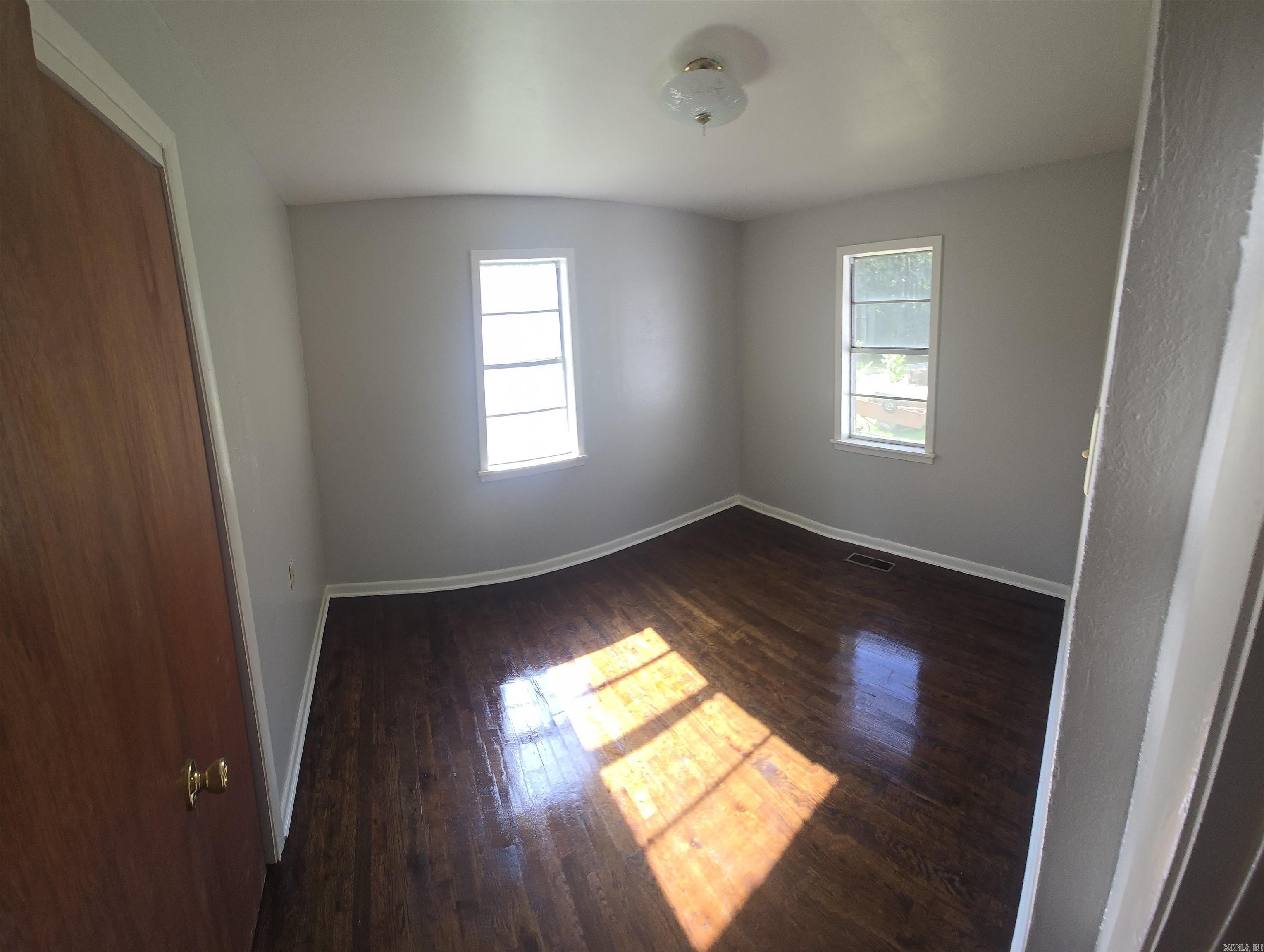 7421 Milford Dr – photo 3