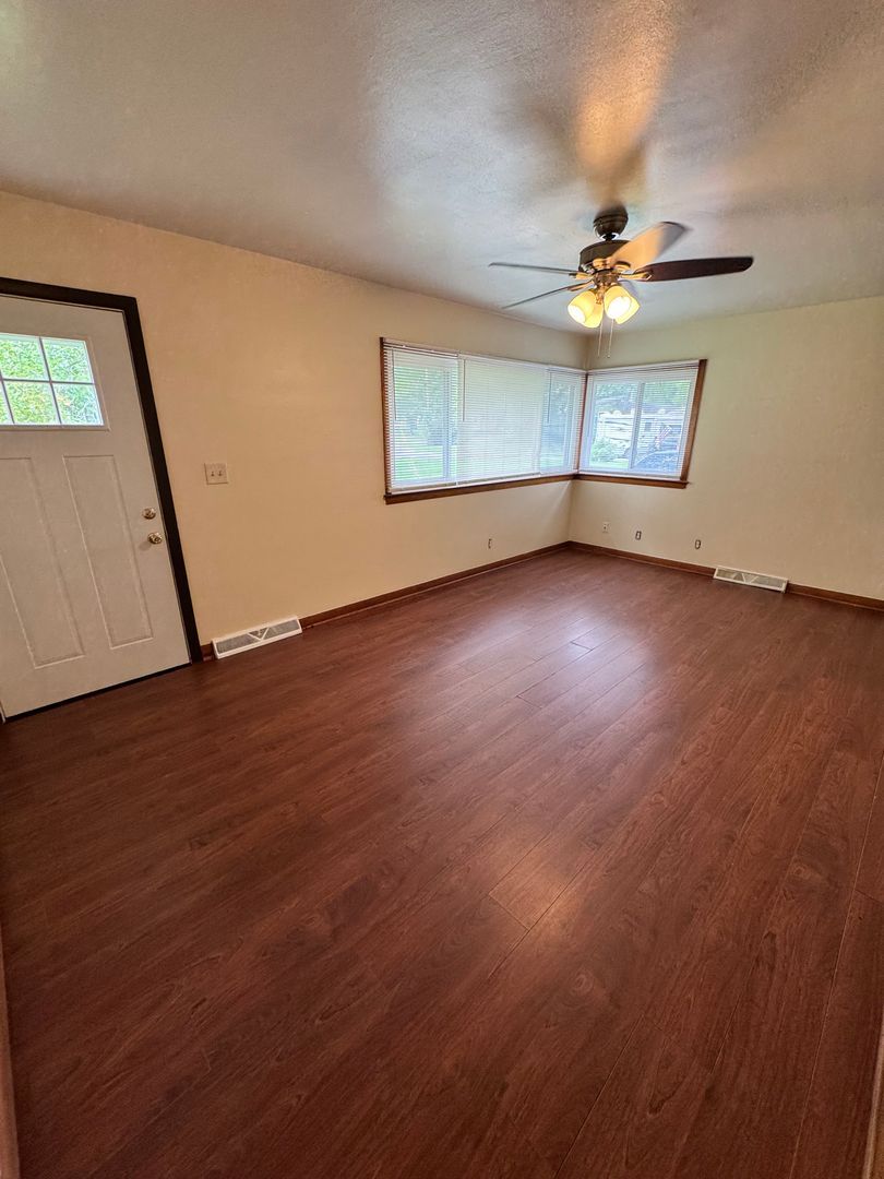 4409 Sunnybrook Dr – photo 2