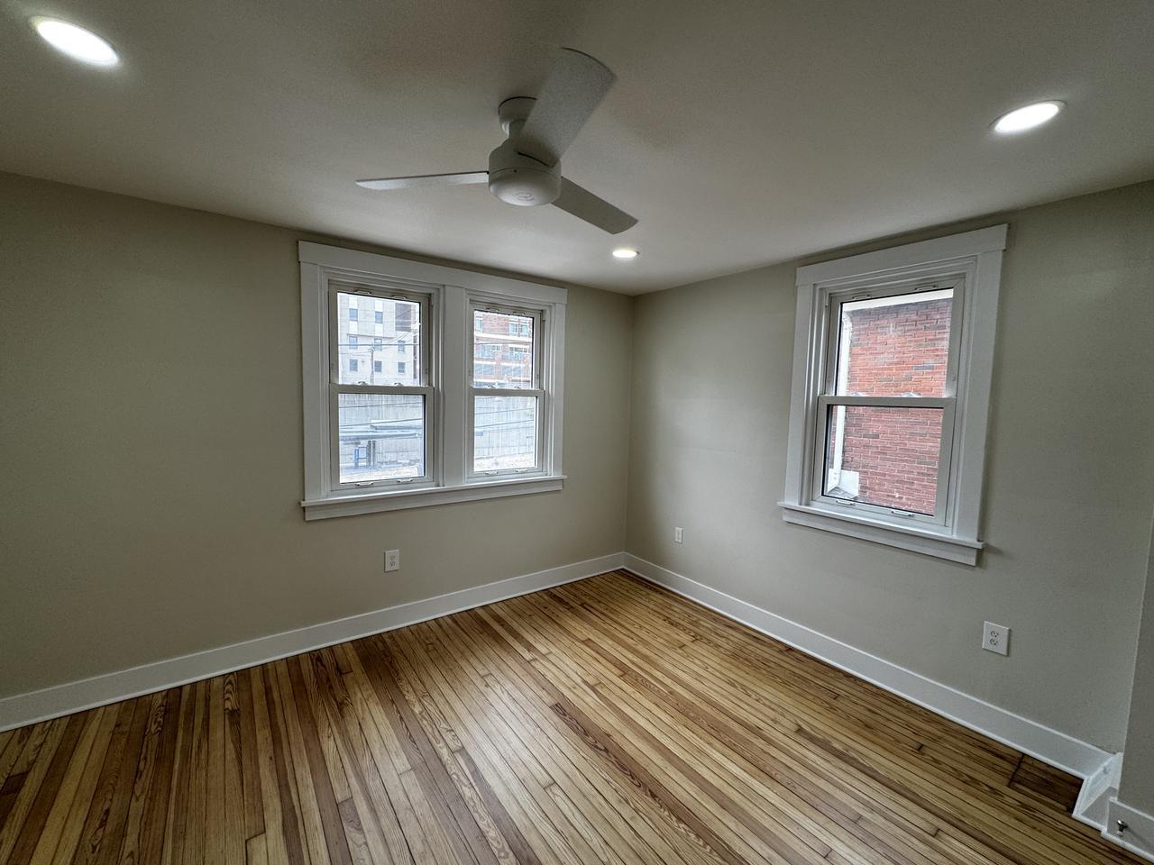 631 Shady Dr E – photo 1