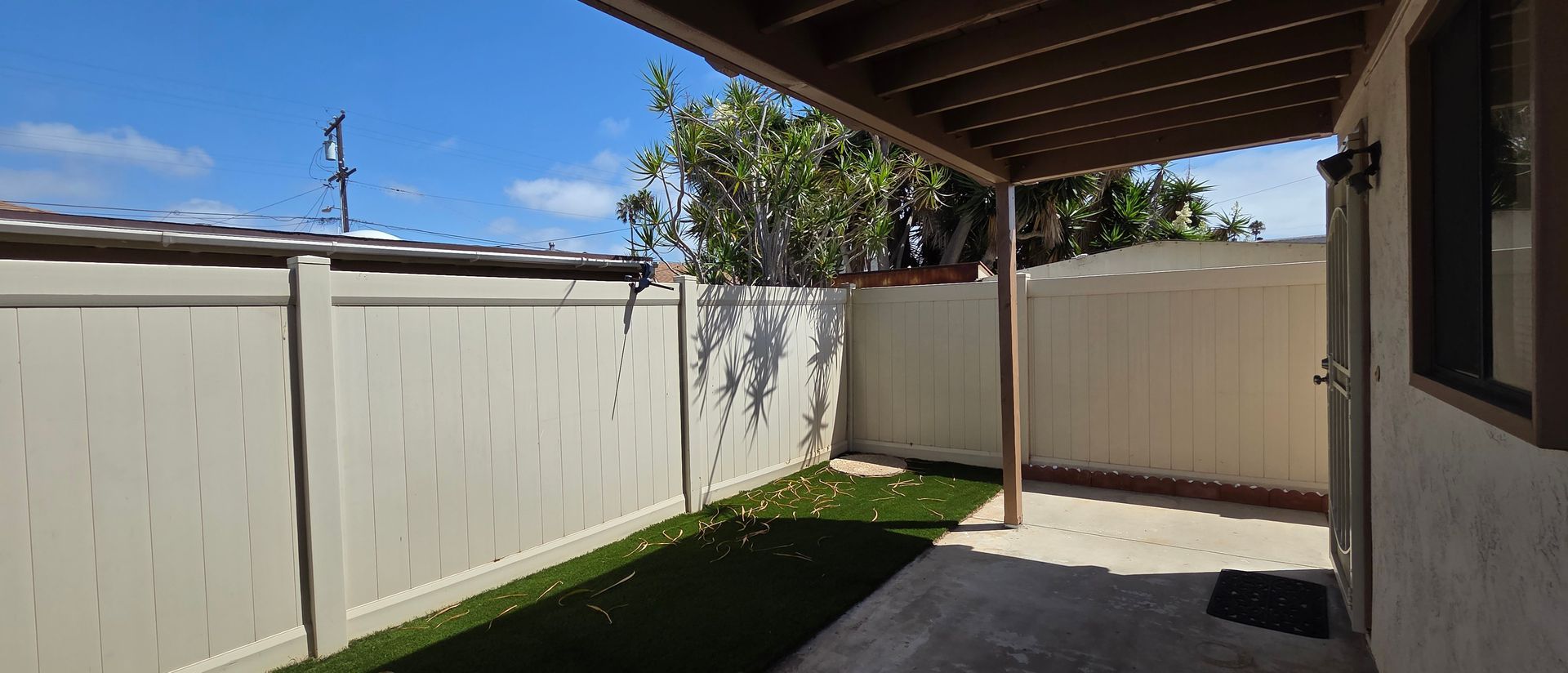 470 8th St – photo 3