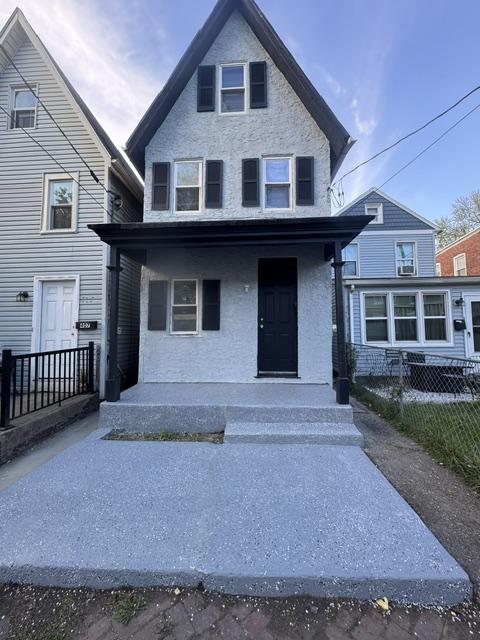 409 Beech St – photo 2