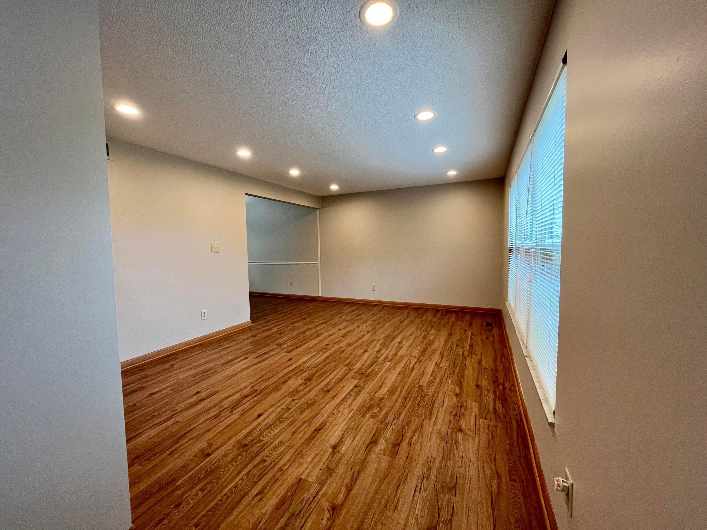 2775 Amana Ct – photo 2