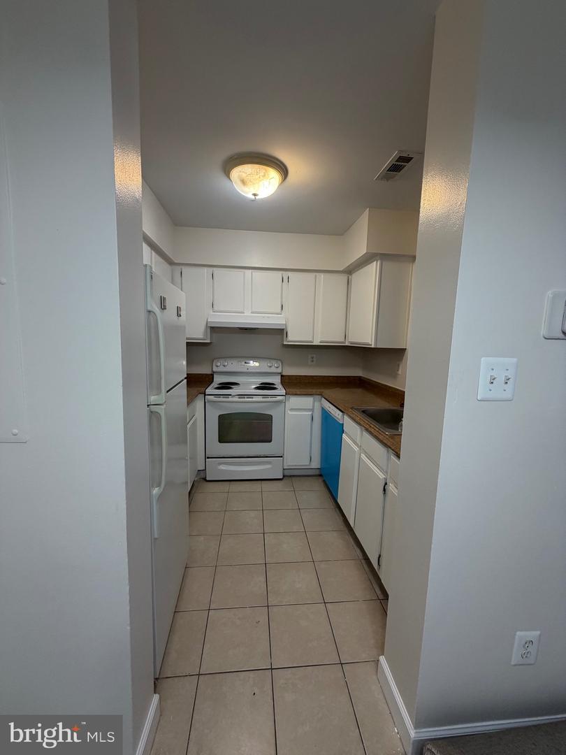 4118 Peppertree Ln unit 4118 – photo 4