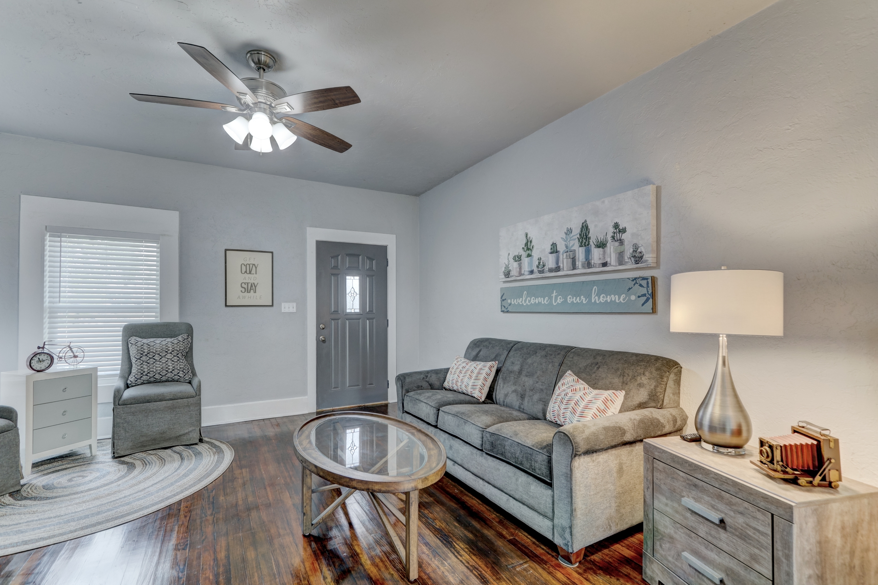 402 E 3rd St unit 1 – photo 4