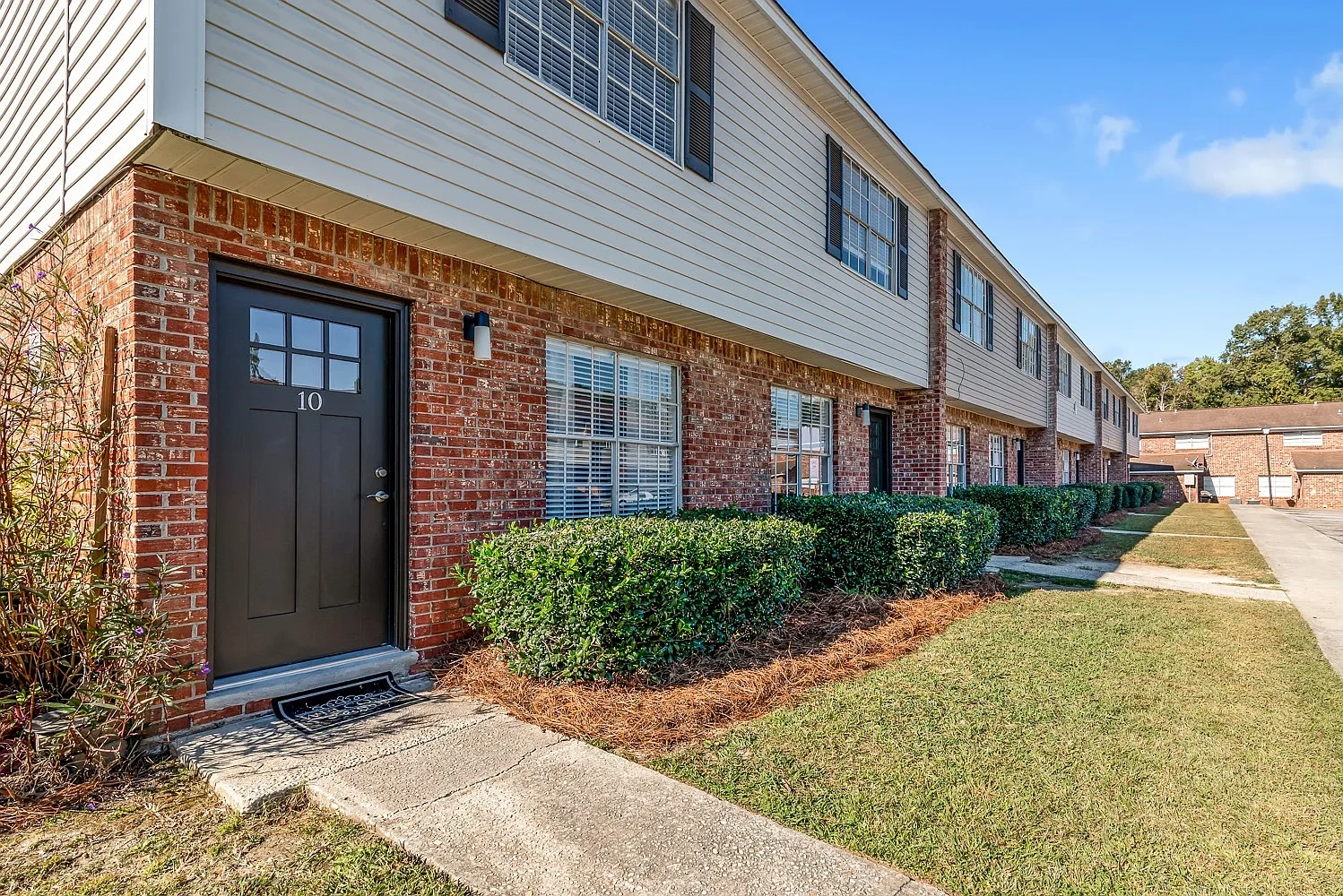 Summerville Apartments – photo 2