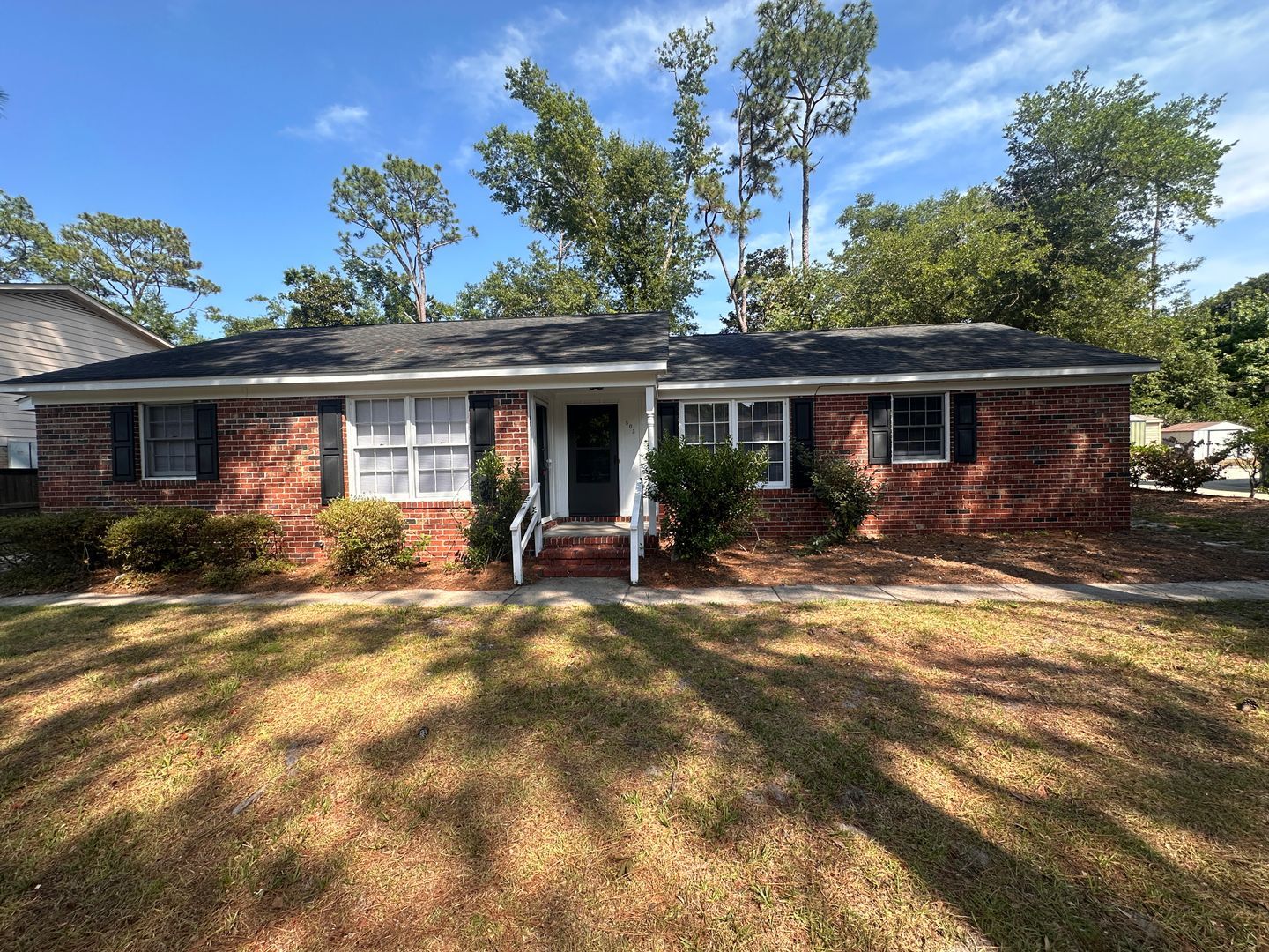 801 Montclair Dr – photo 1