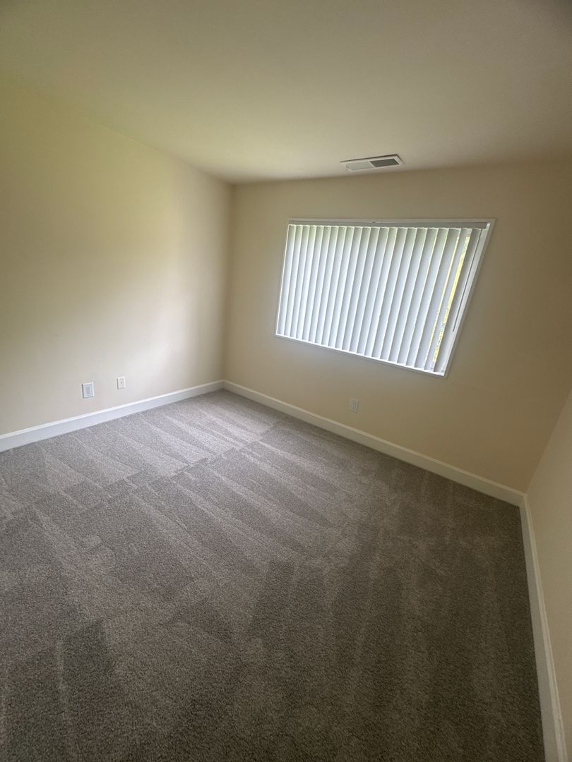 3331 Hewitt Ave unit 3351 #104 – photo 4