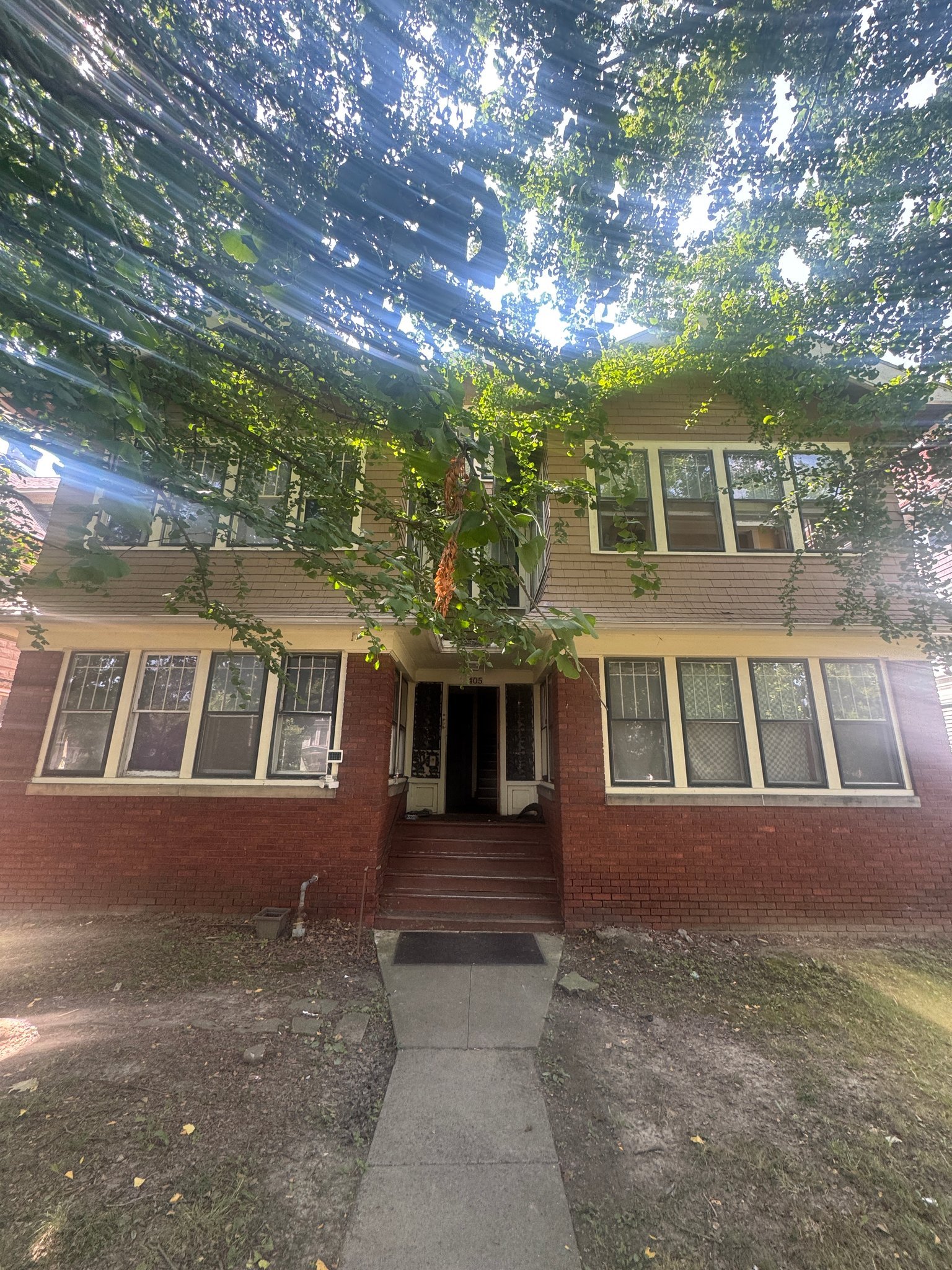 405 Victoria Pl unit 4 – photo 1