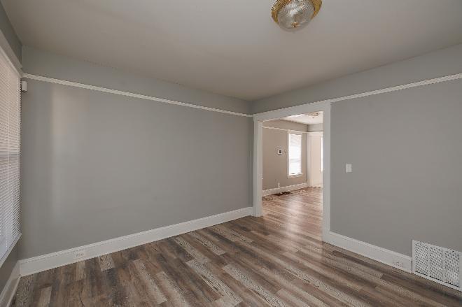 1548 E 49th St – photo 5