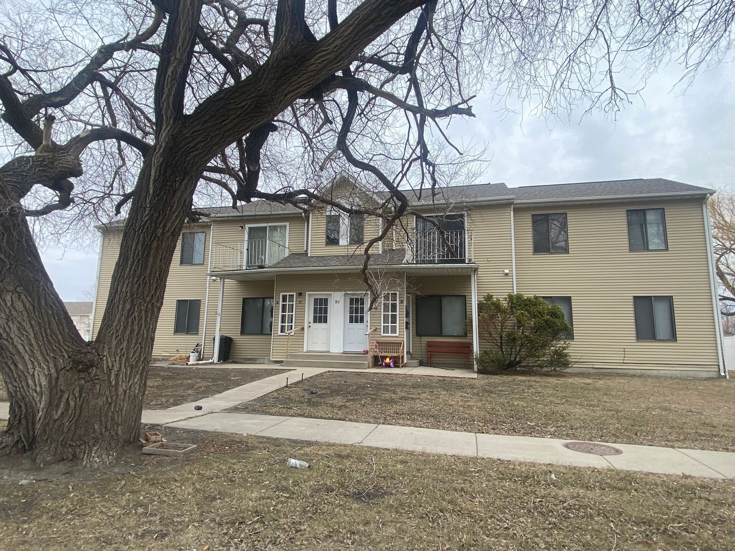 51 Center St – photo 3