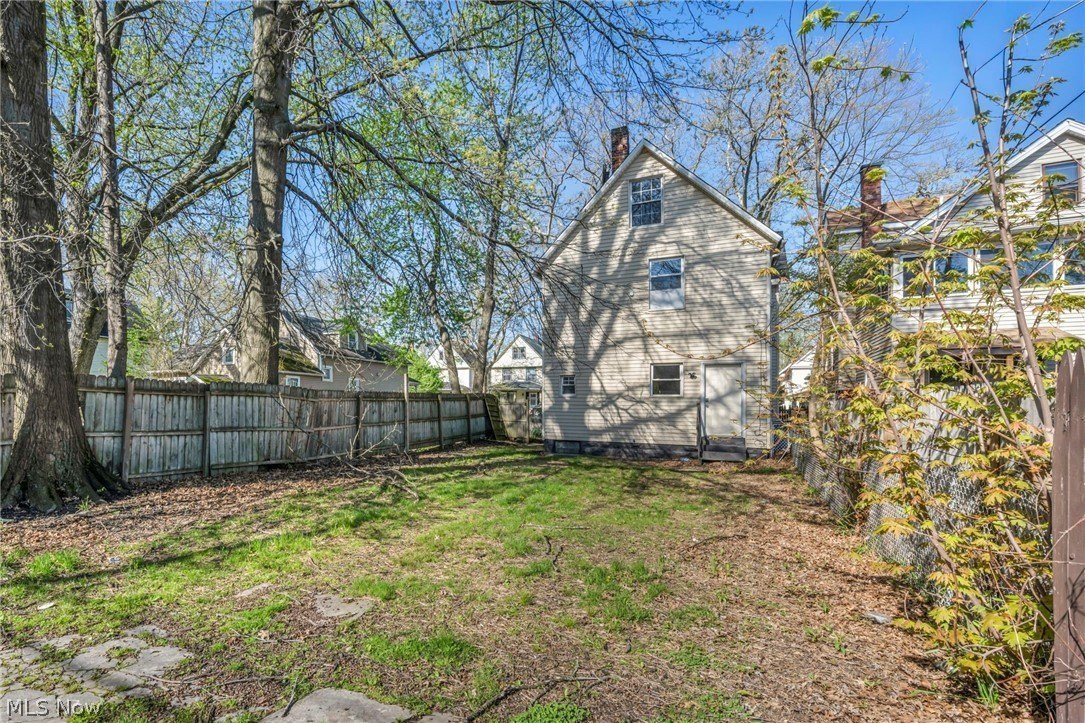 2049 W 85th St #UP – photo 4