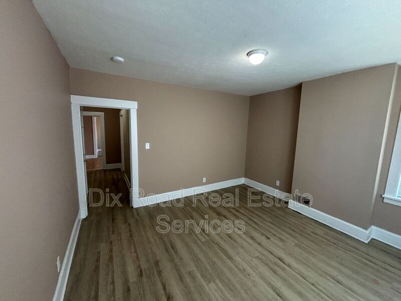 704 Baltimore St – photo 5