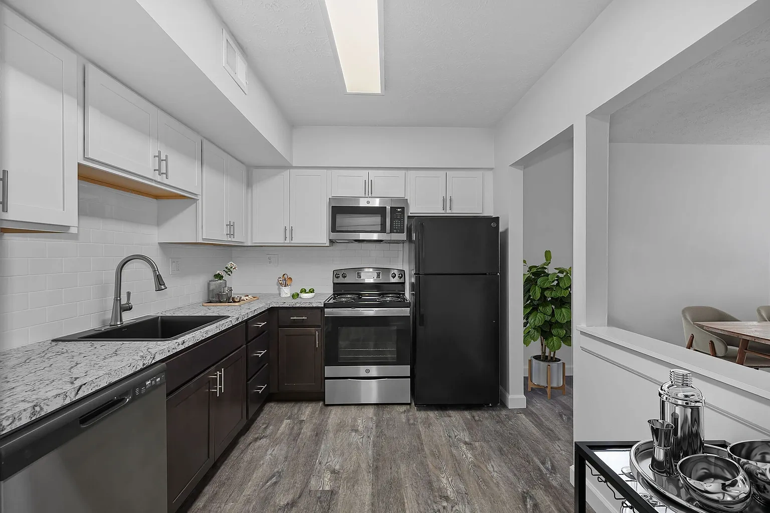 Millcroft Apartments – photo 2