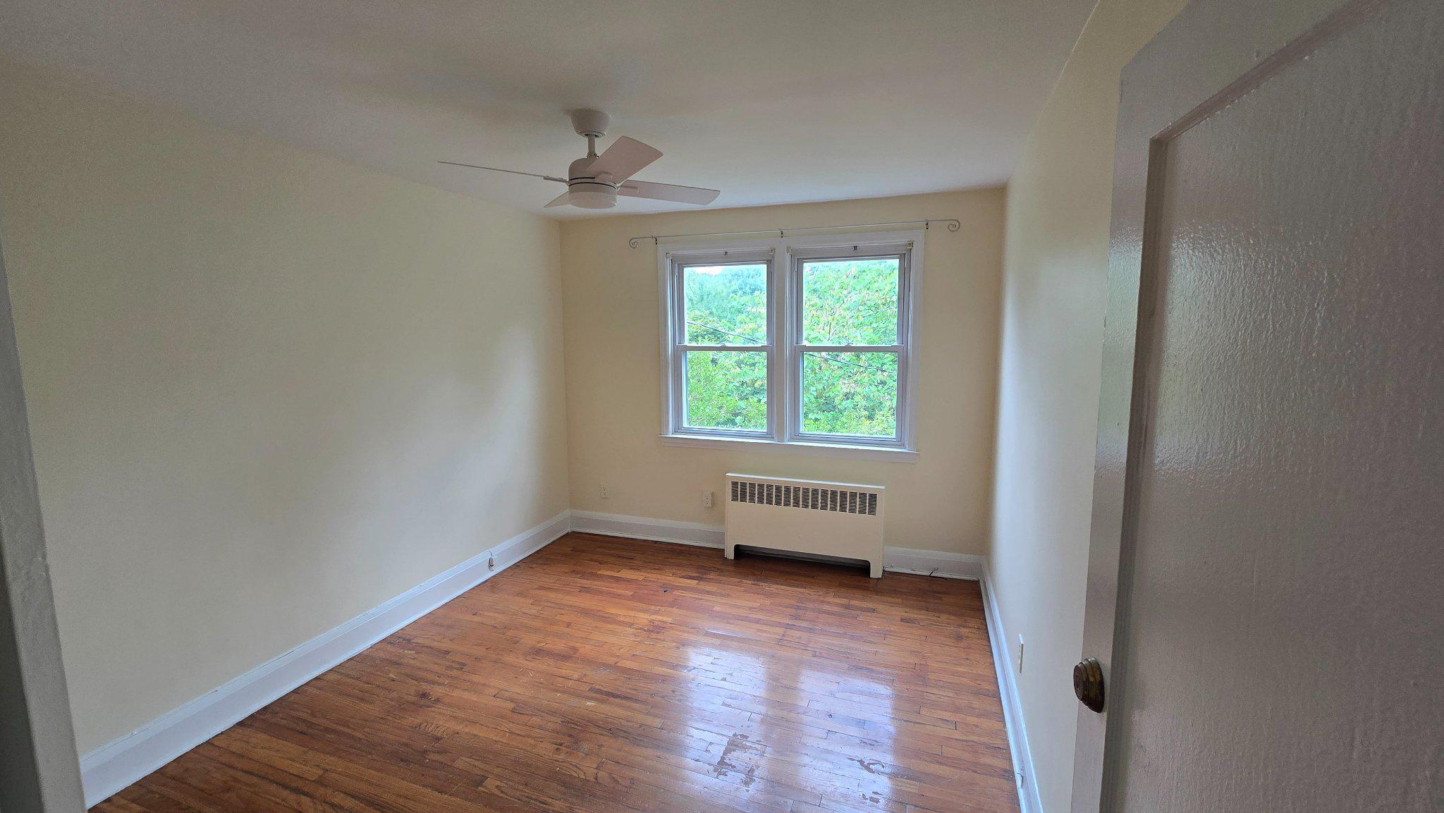 6148 Parkway Dr unit B – photo 3