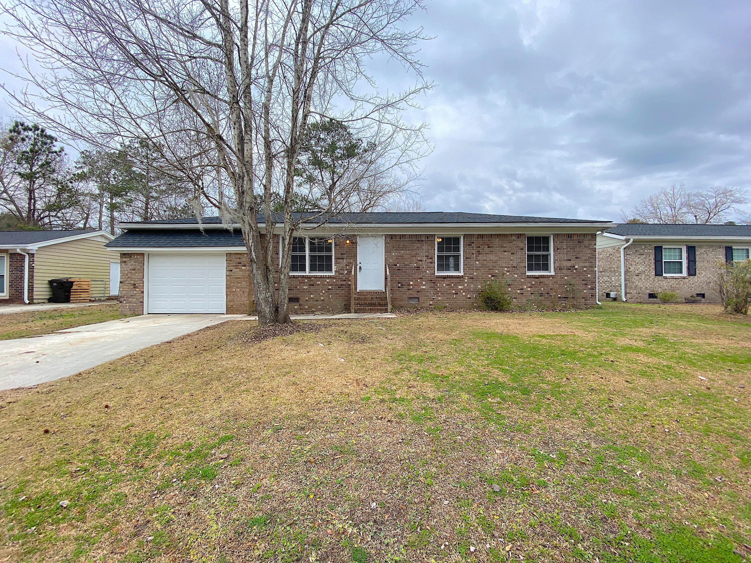 109 Red Cedar Dr – photo 1