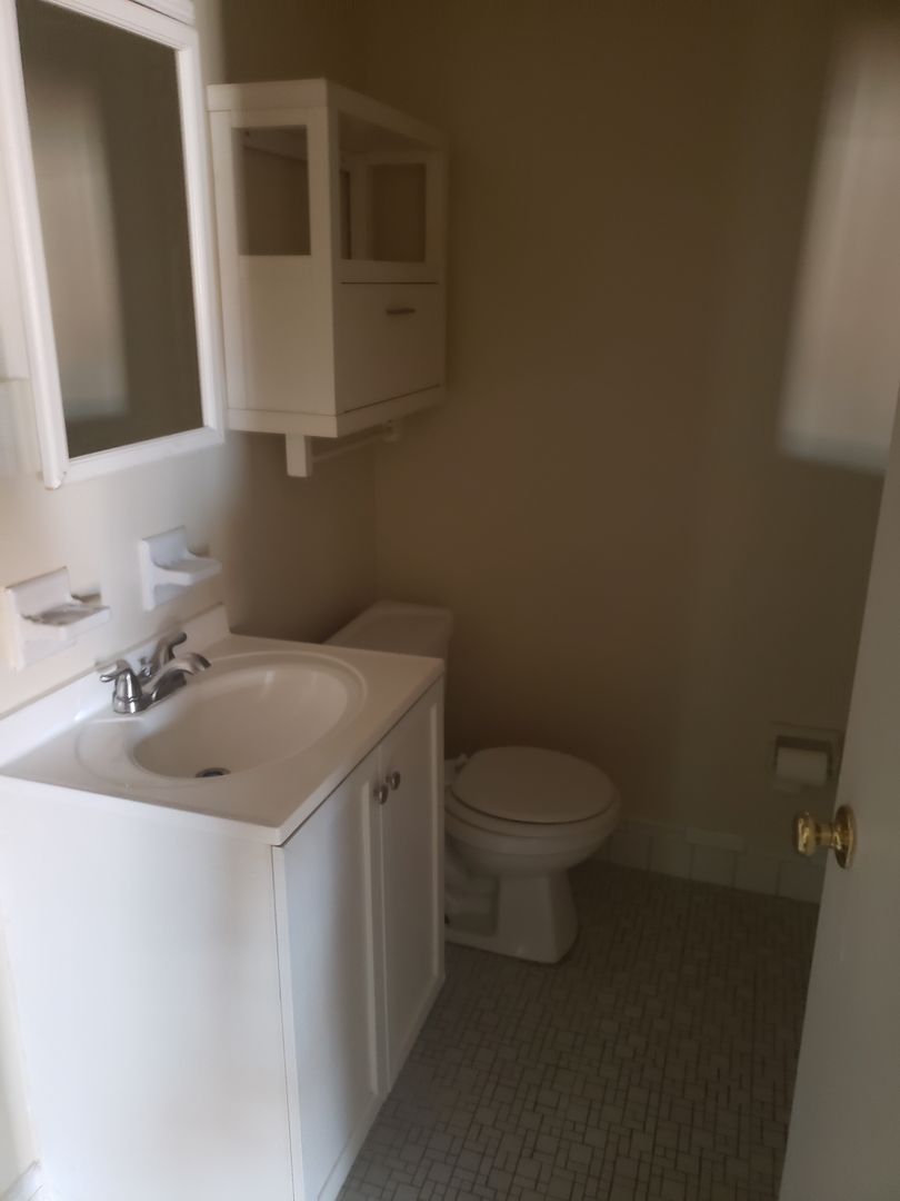 892 Mohawk Trail unit 892-2 – photo 5