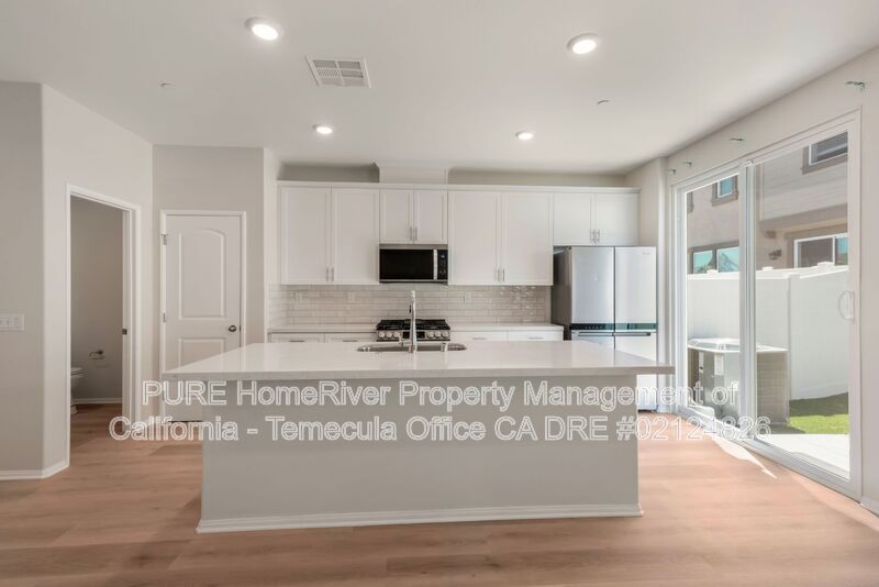40702 Birchfield Dr – photo 4