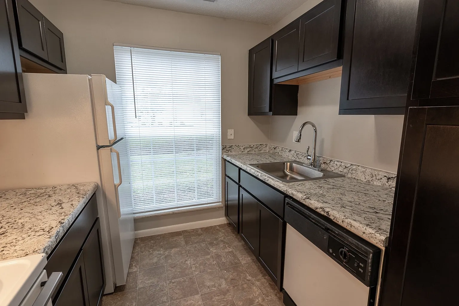 Camelot East Apartments – Floor plan