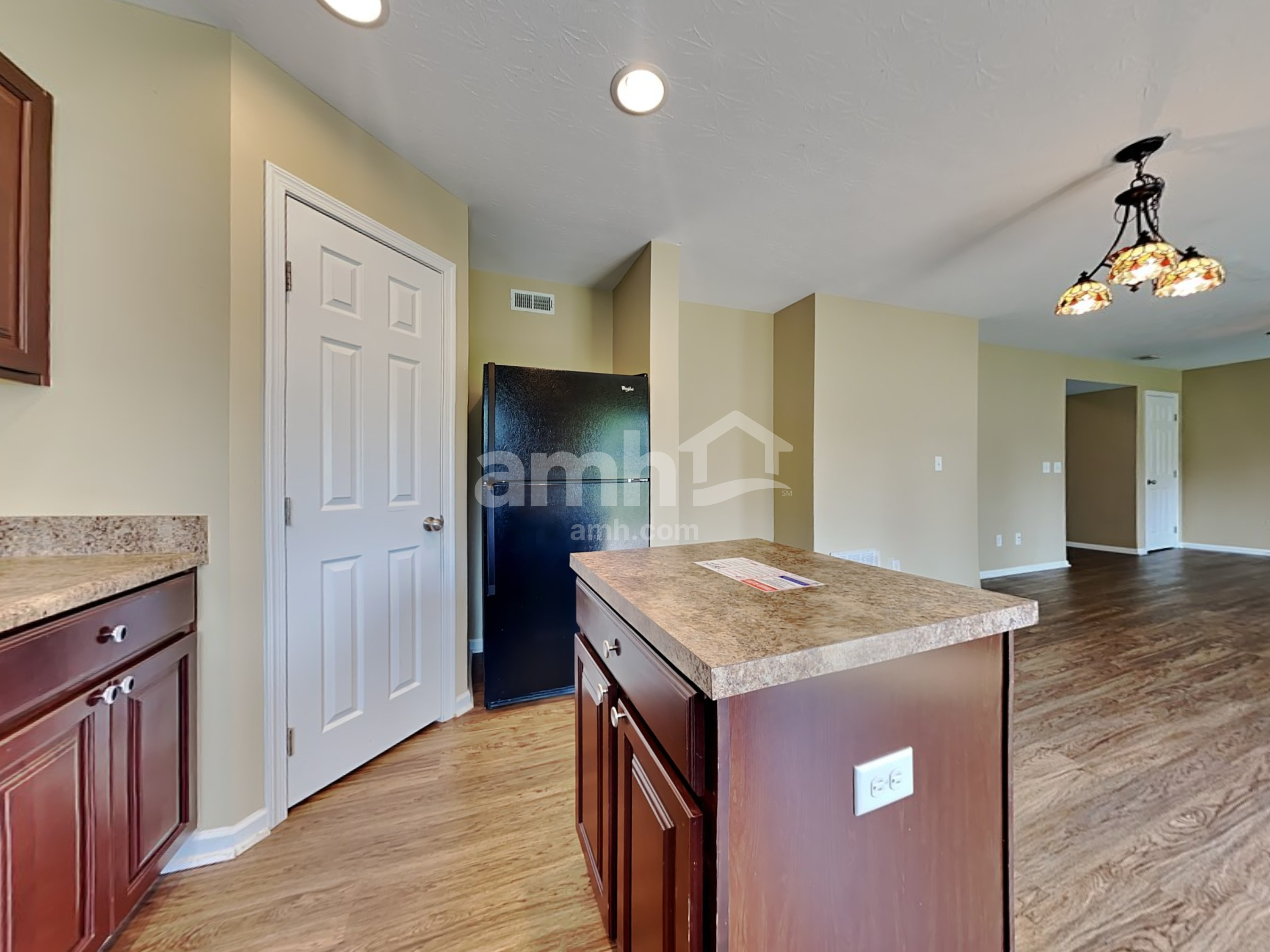 1164 Turfway Ct – photo 3