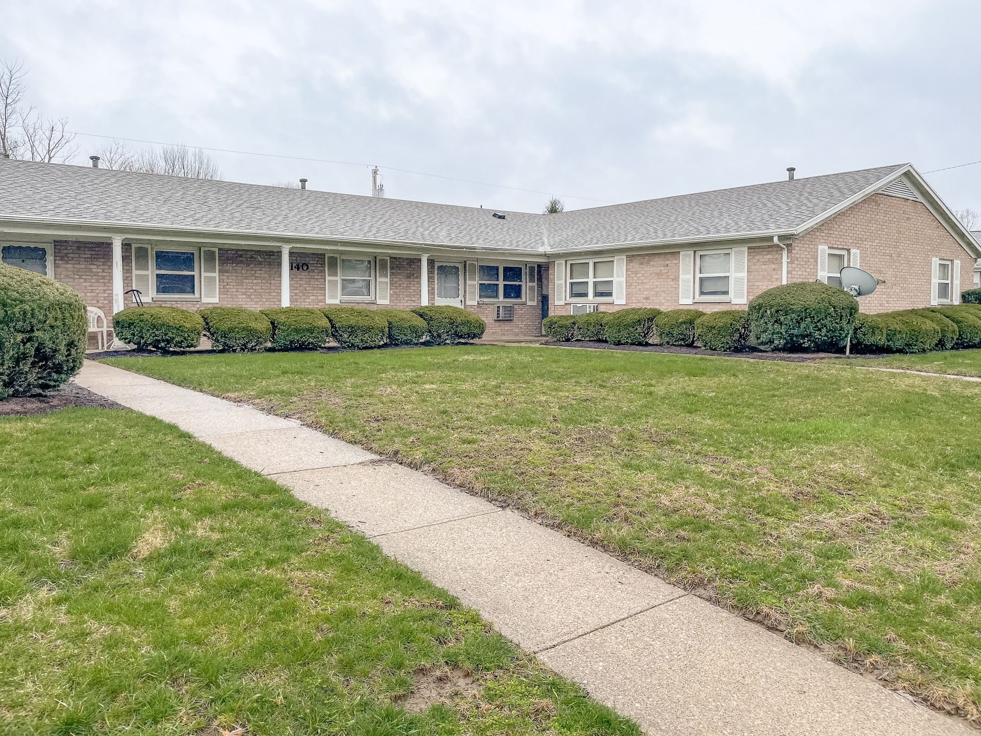 1140 Bishop Dr unit 1140-F – photo 1