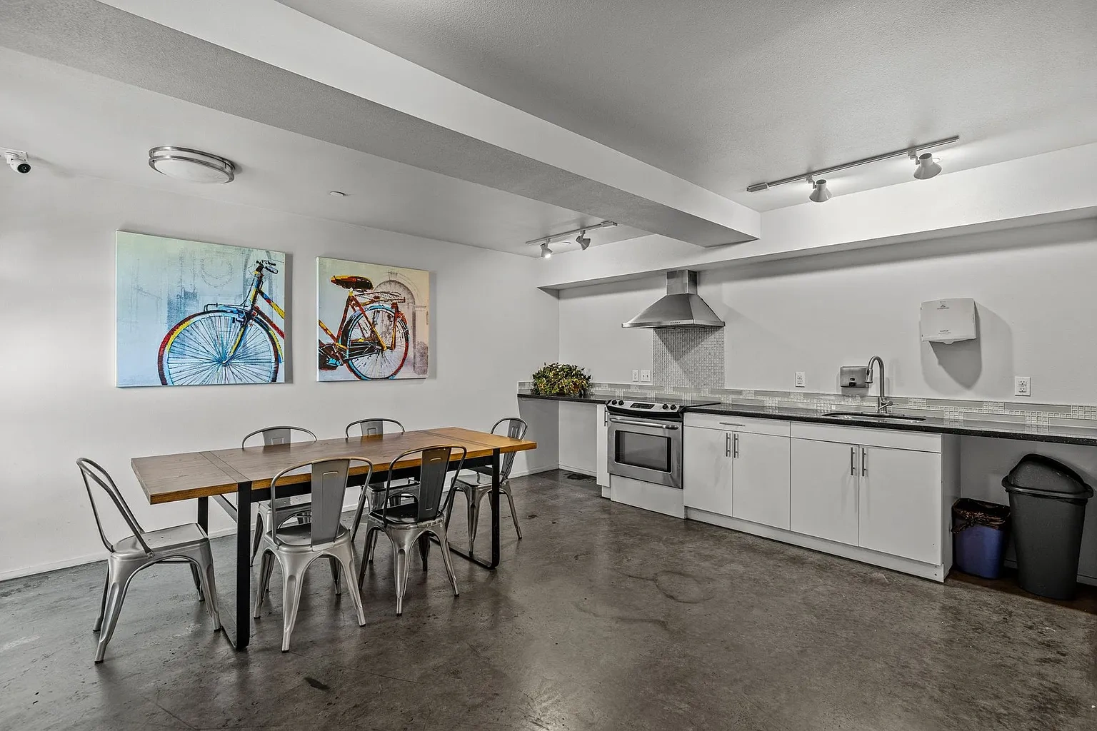 Horizon Greenwood Apartments – photo 4