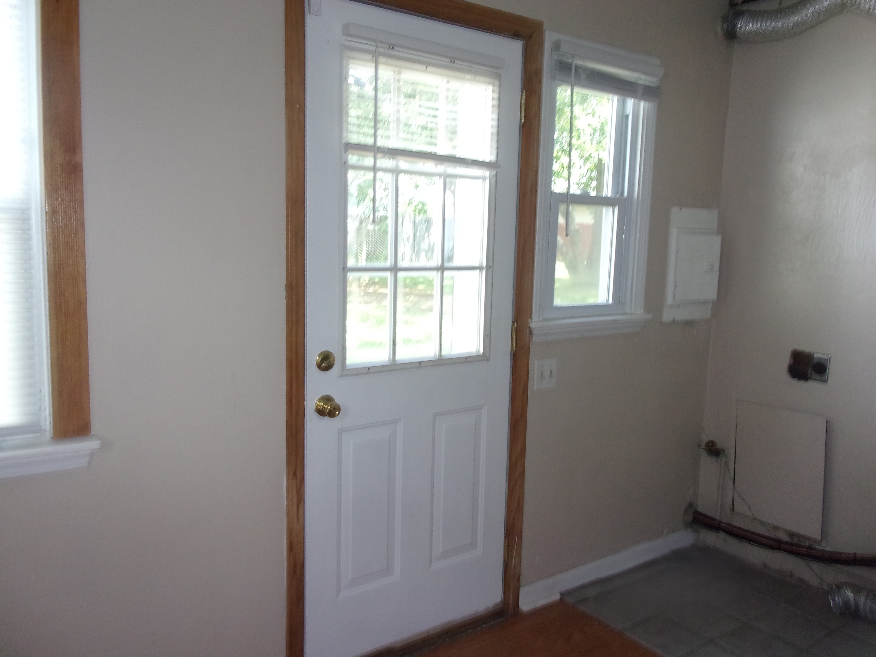 1235 Anderson Rd – photo 3