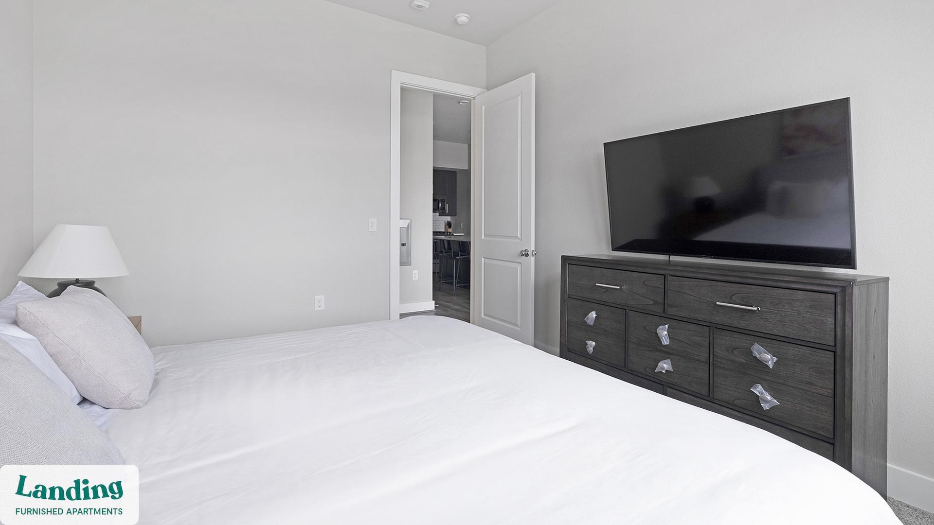 1215 Sawyer St unit 306 – photo 4