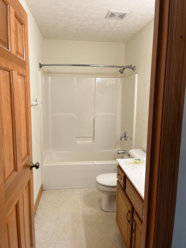 2261 Shamrock Ln – photo 3