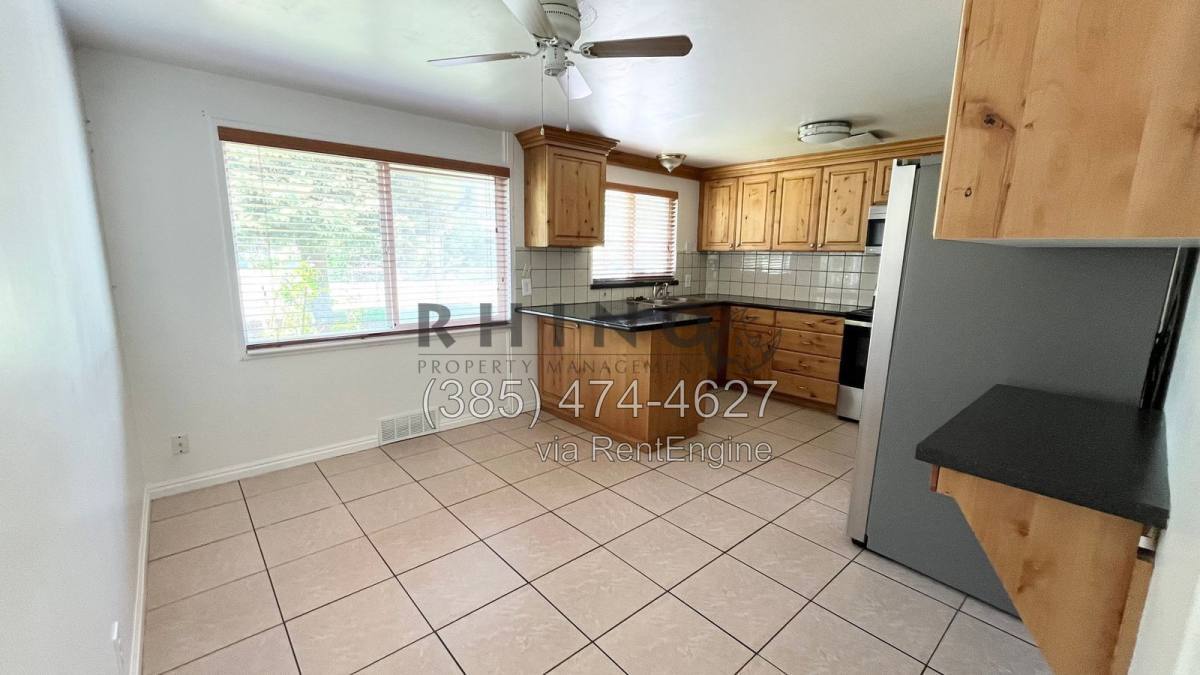 3389 S 2760 W – photo 2