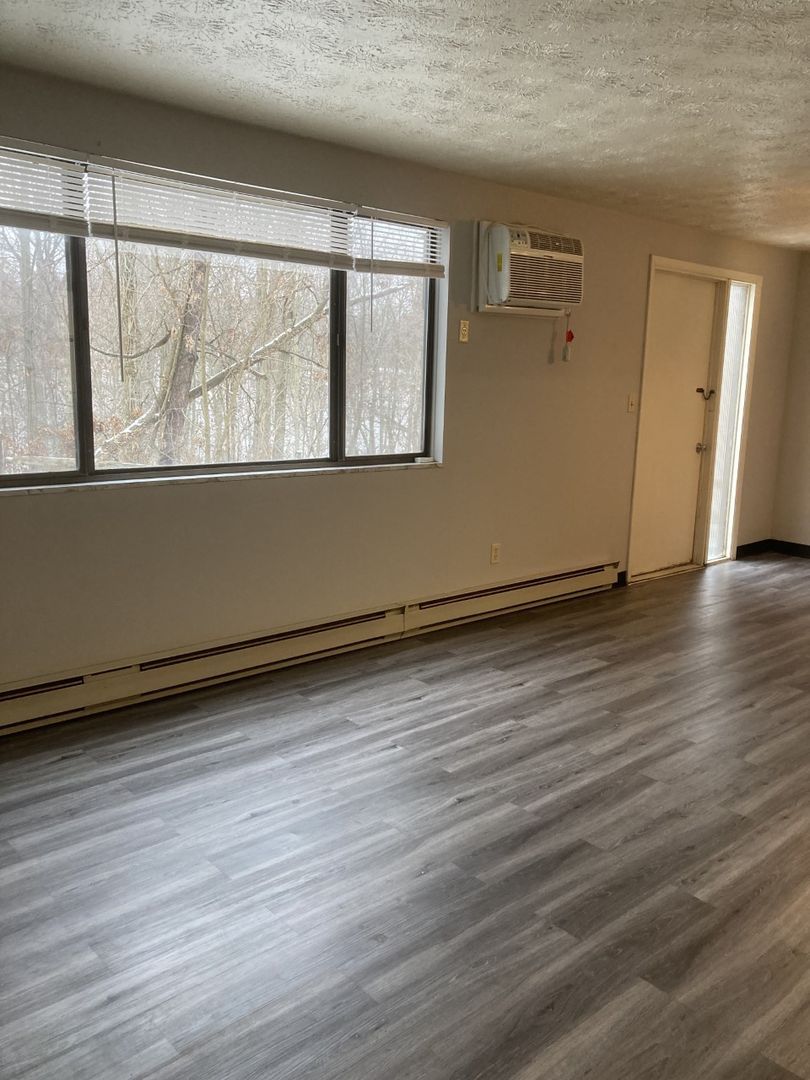 1461 Hillcrest Ave unit 1469-50 – photo 3