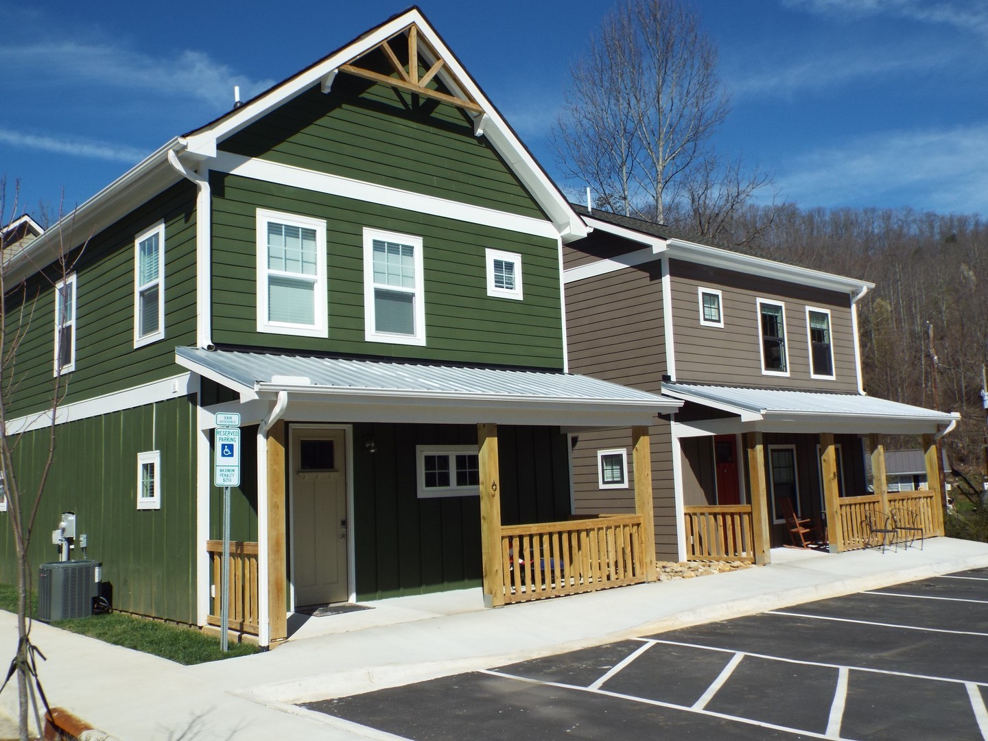 1 Landing Ln – photo 1