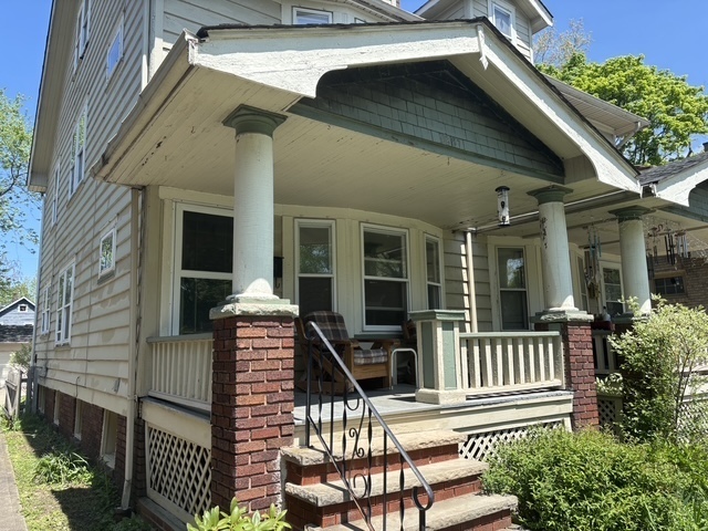 3287 Clarendon Rd – photo 2