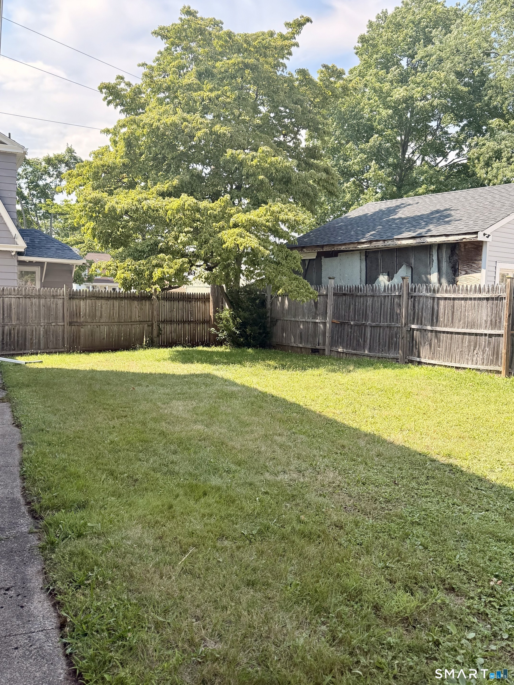 47 Woodin St – photo 3