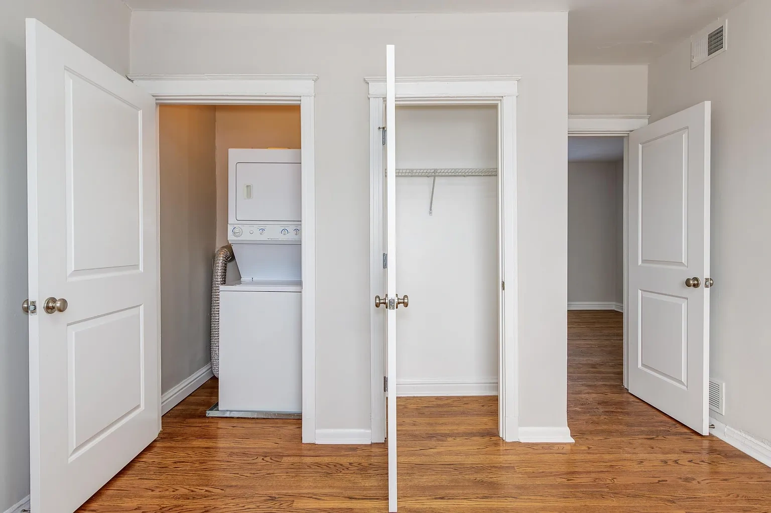 Oakview Apartments – photo 3