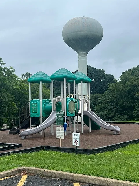 Leonardtown Village – photo 4