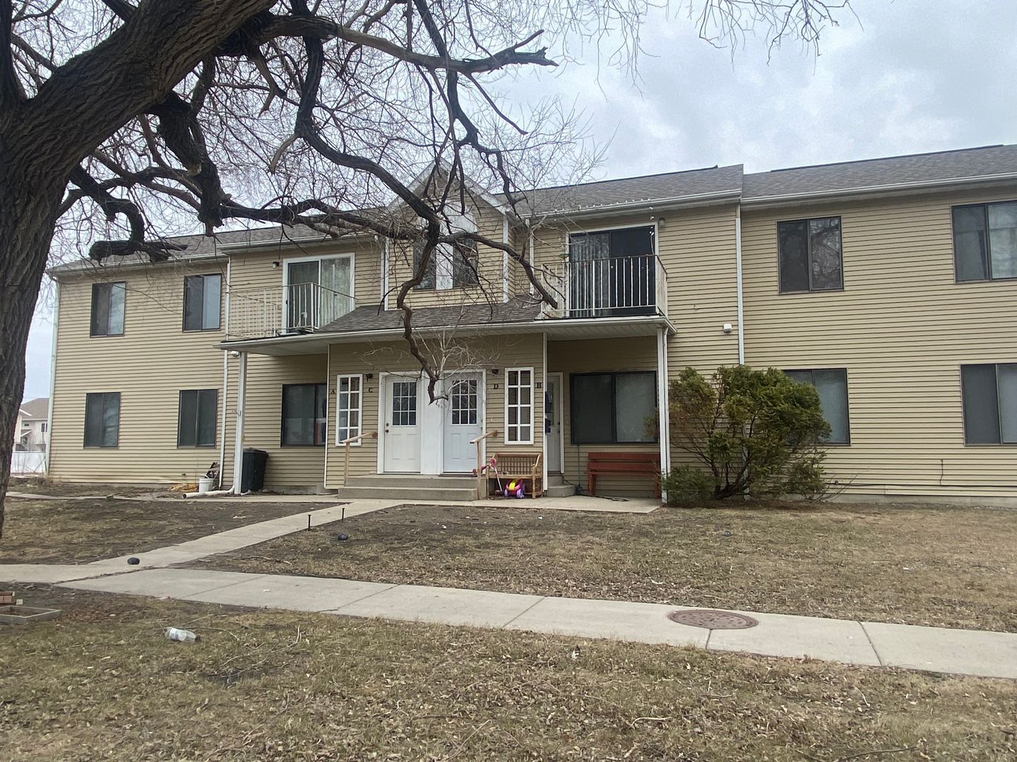 51 Center St – photo 1