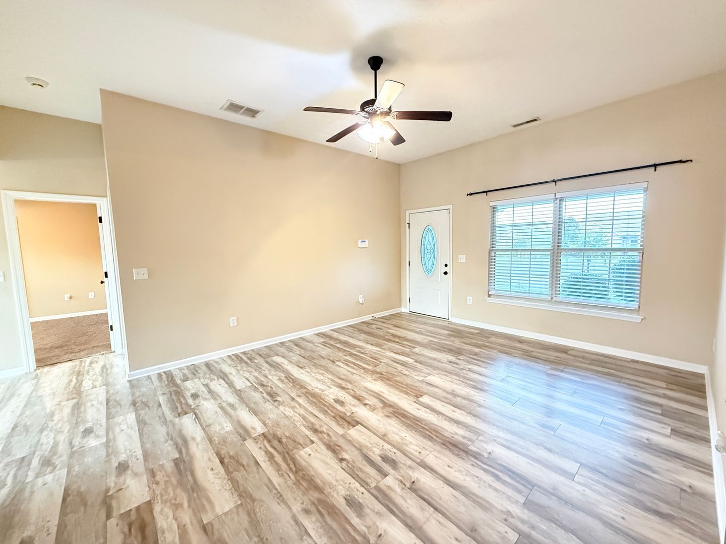 2201 Hall Ln – photo 3