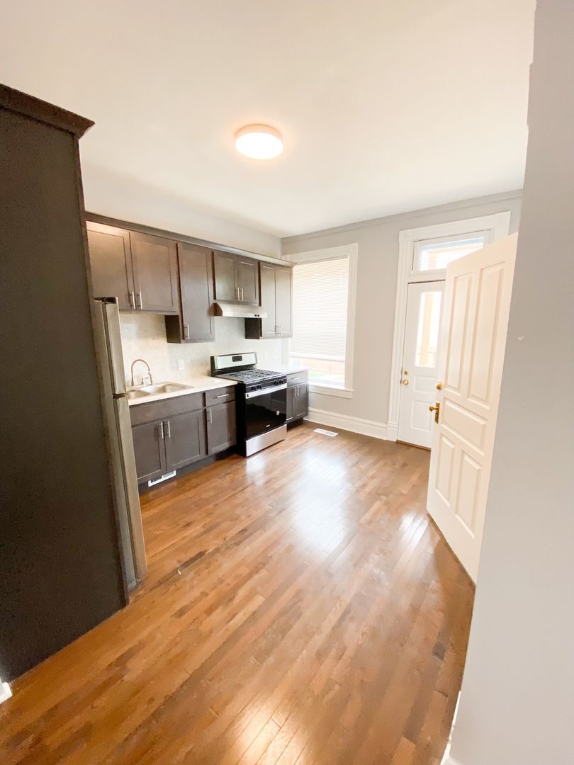 3257 Oregon Ave – photo 5