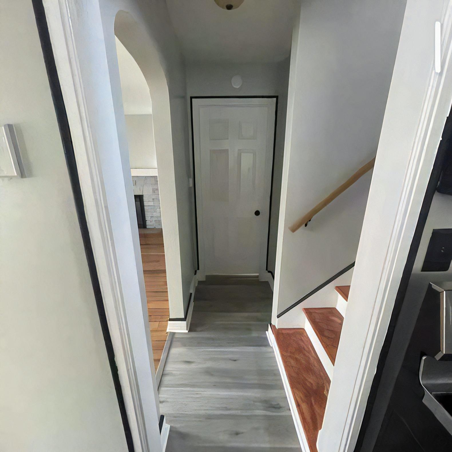 527 W Liberty St – photo 4