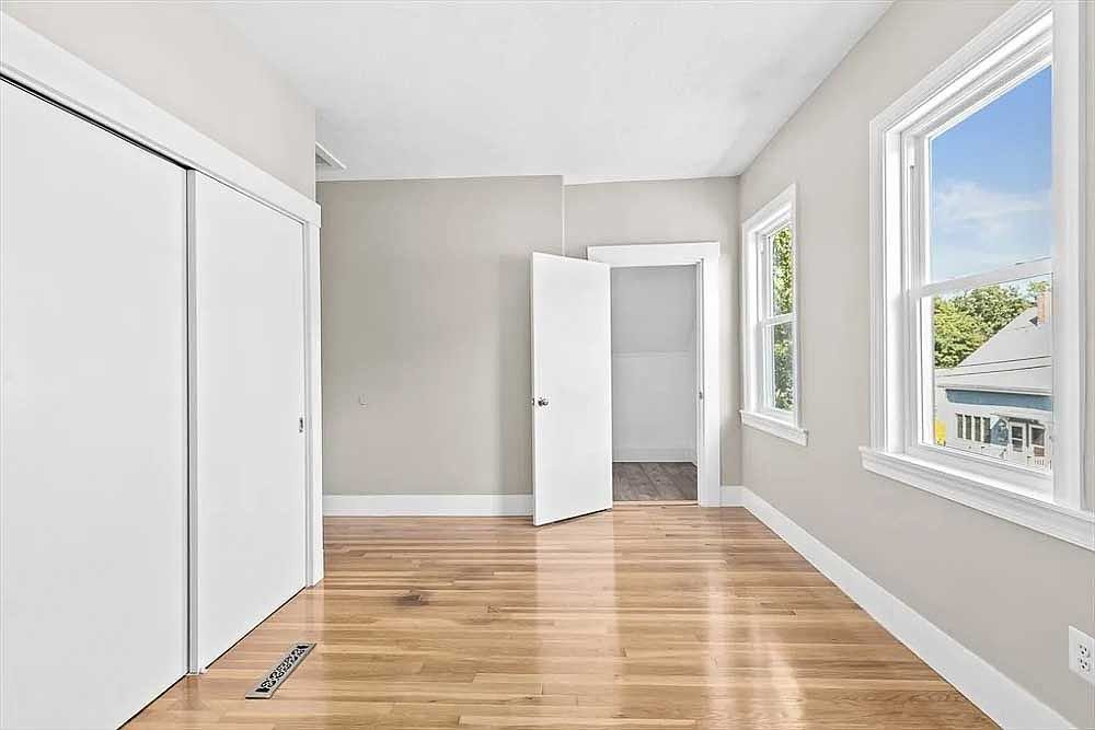 116 Grant St – photo 2