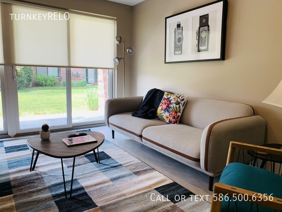 29039 Southfield Rd – photo 3